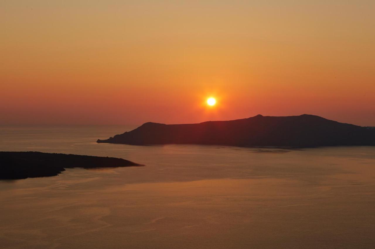 On The Cliff Hotel Fira  Bagian luar foto