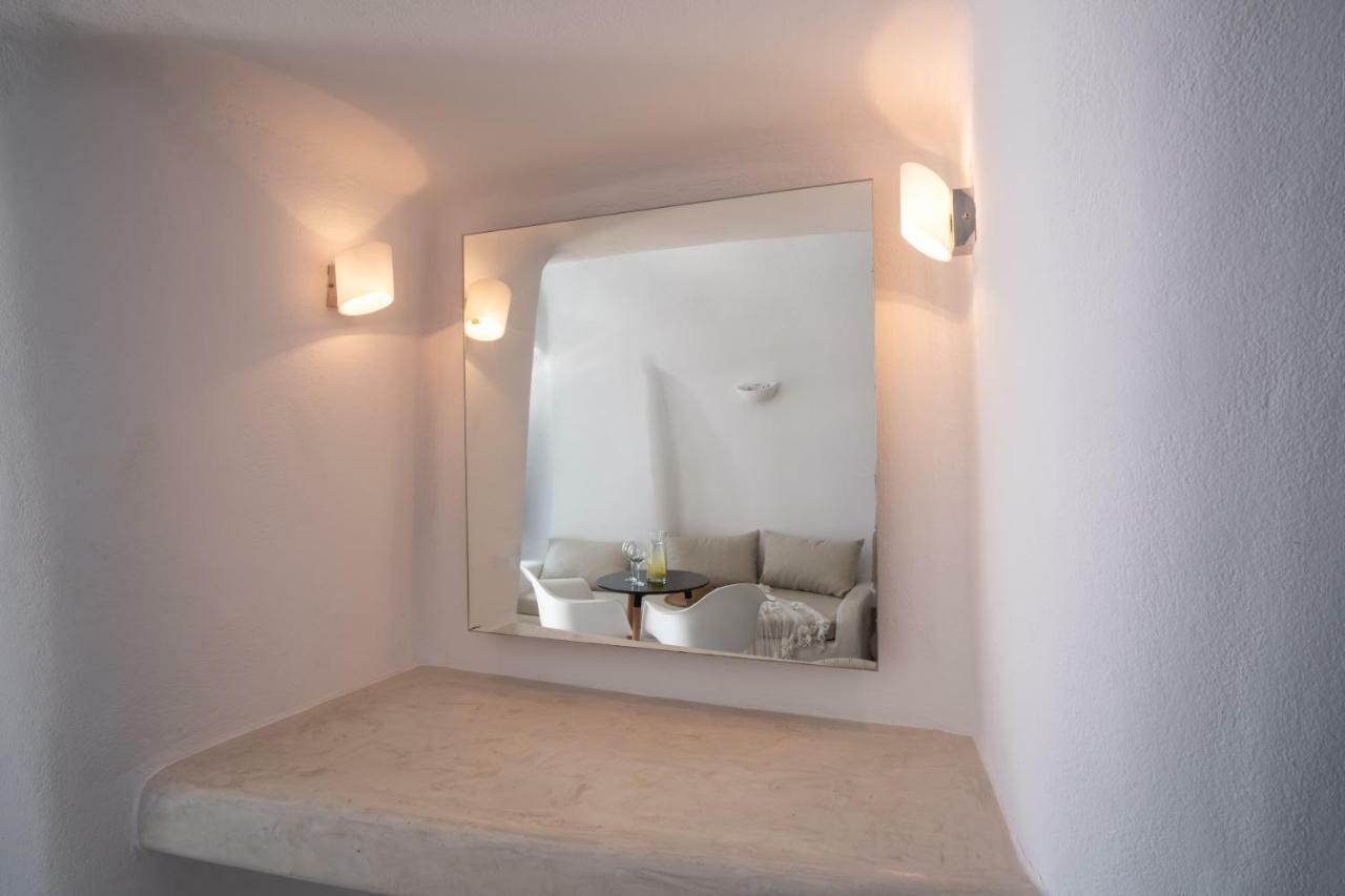 On The Cliff Hotel Fira  Bagian luar foto