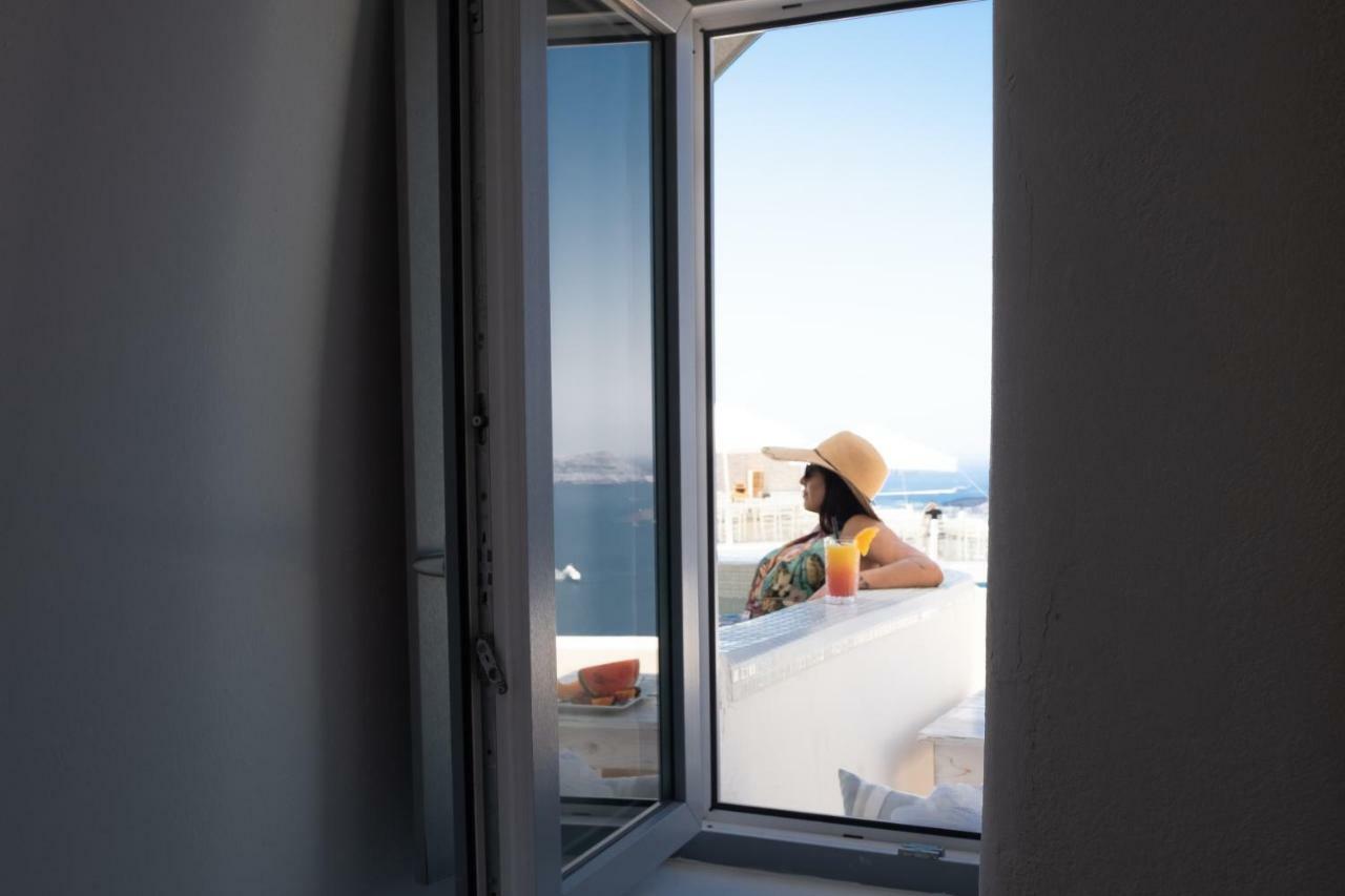 On The Cliff Hotel Fira  Bagian luar foto