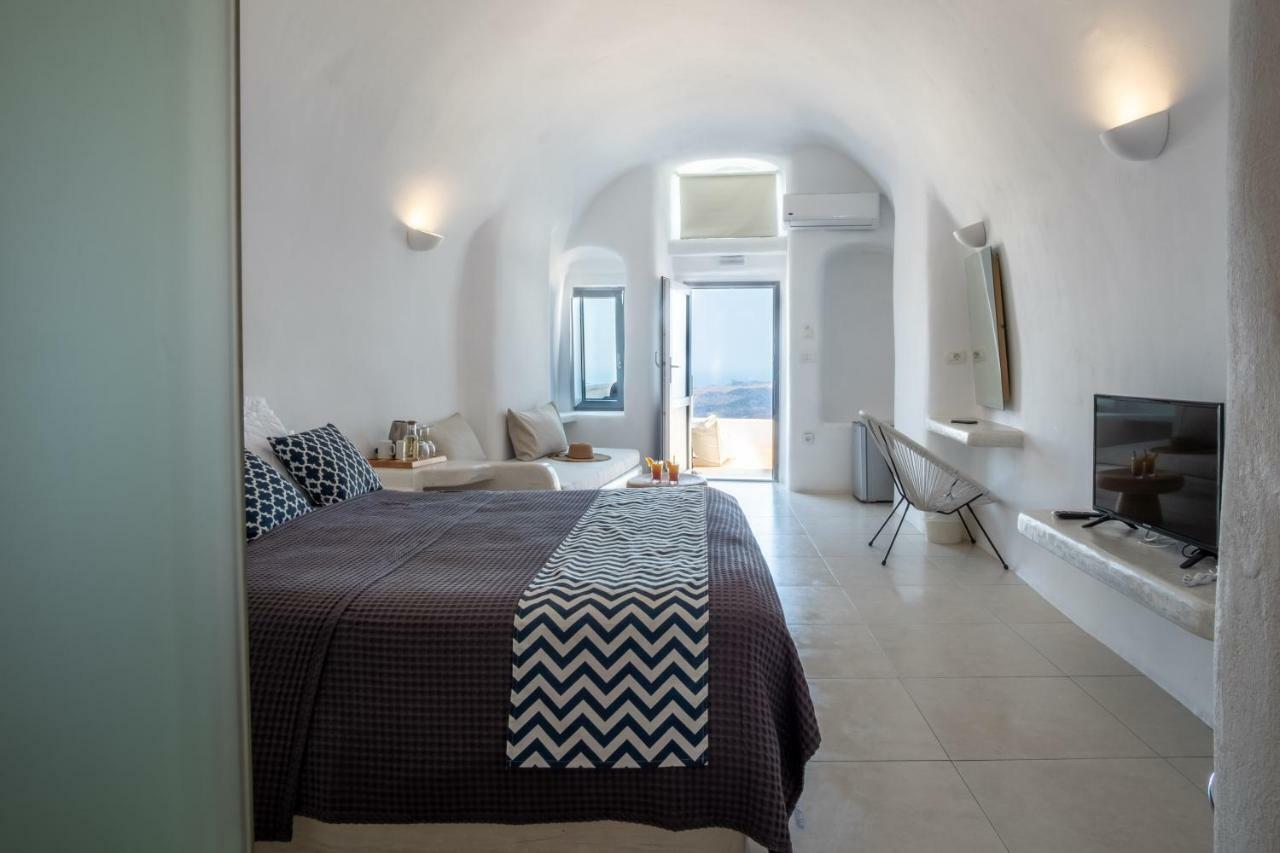 On The Cliff Hotel Fira  Bagian luar foto