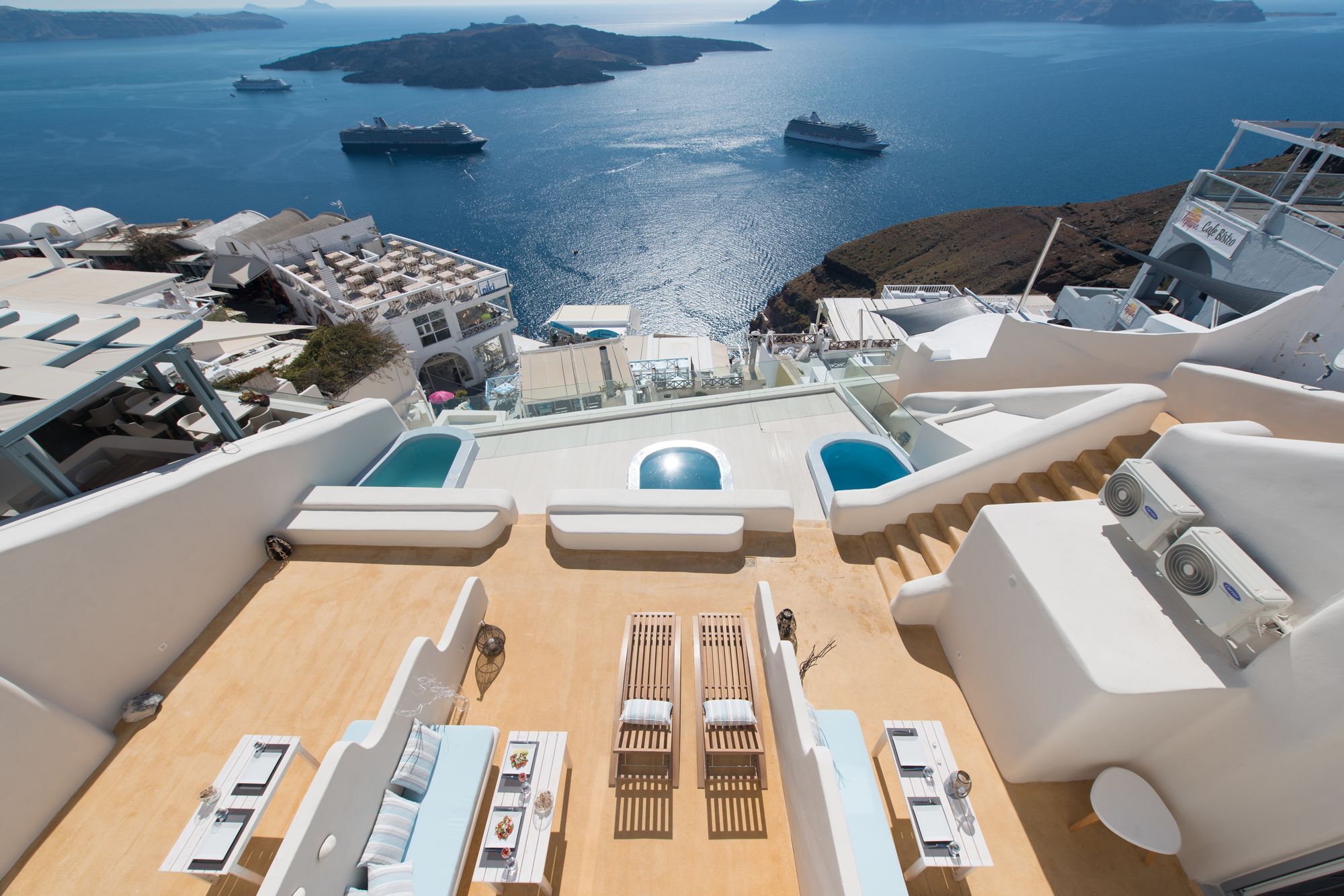 On The Cliff Hotel Fira  Bagian luar foto